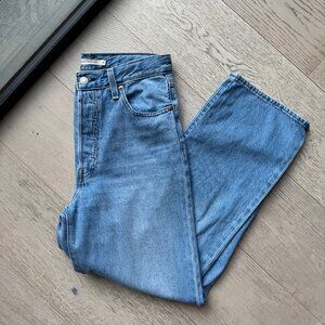 Levis Ribcage Sraight Ankle 29